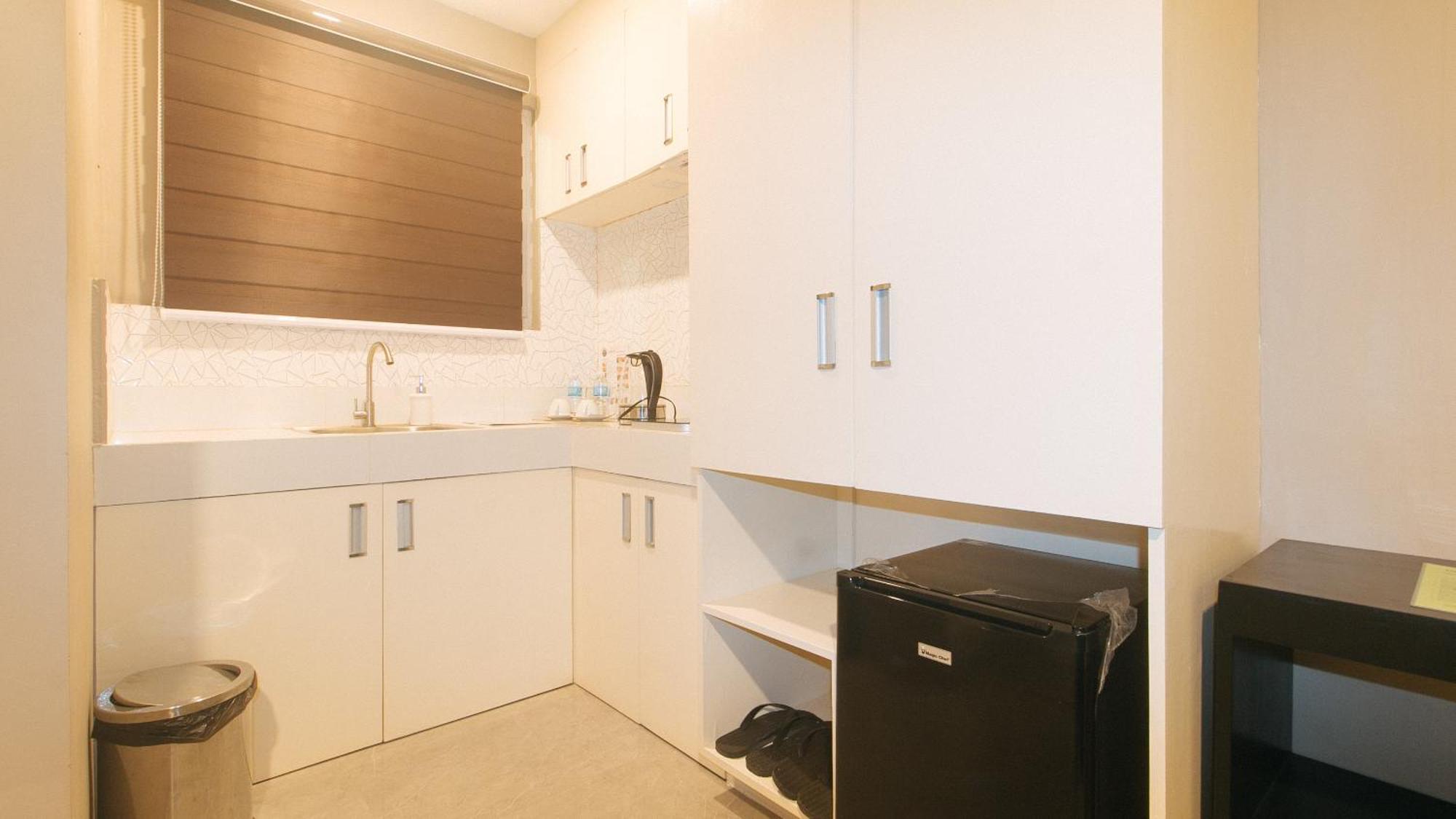 Reddoorz Plus At Seventy Five Inn Near Manila Airport Paranaque City Zewnętrze zdjęcie