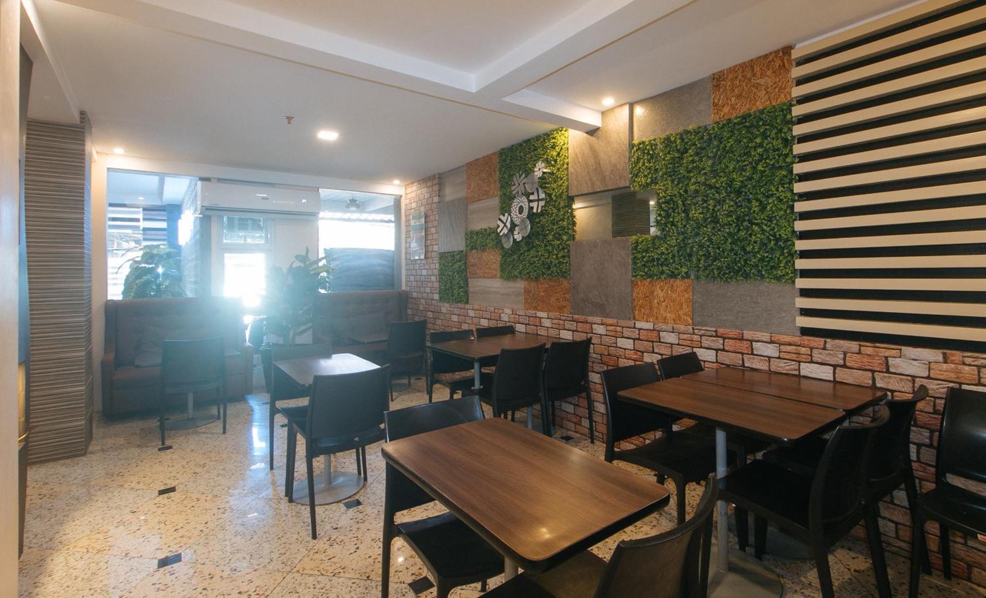 Reddoorz Plus At Seventy Five Inn Near Manila Airport Paranaque City Zewnętrze zdjęcie