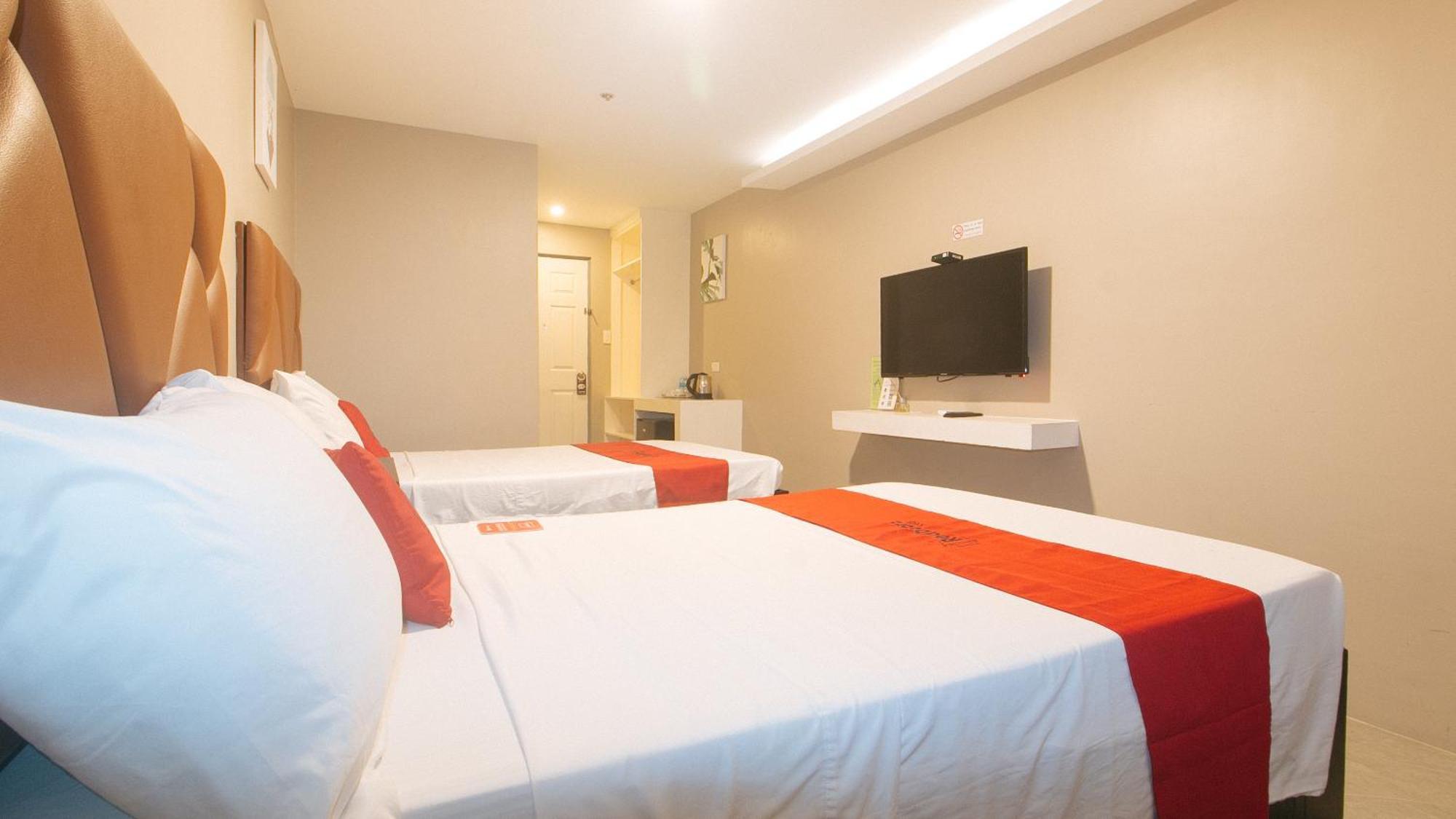 Reddoorz Plus At Seventy Five Inn Near Manila Airport Paranaque City Zewnętrze zdjęcie