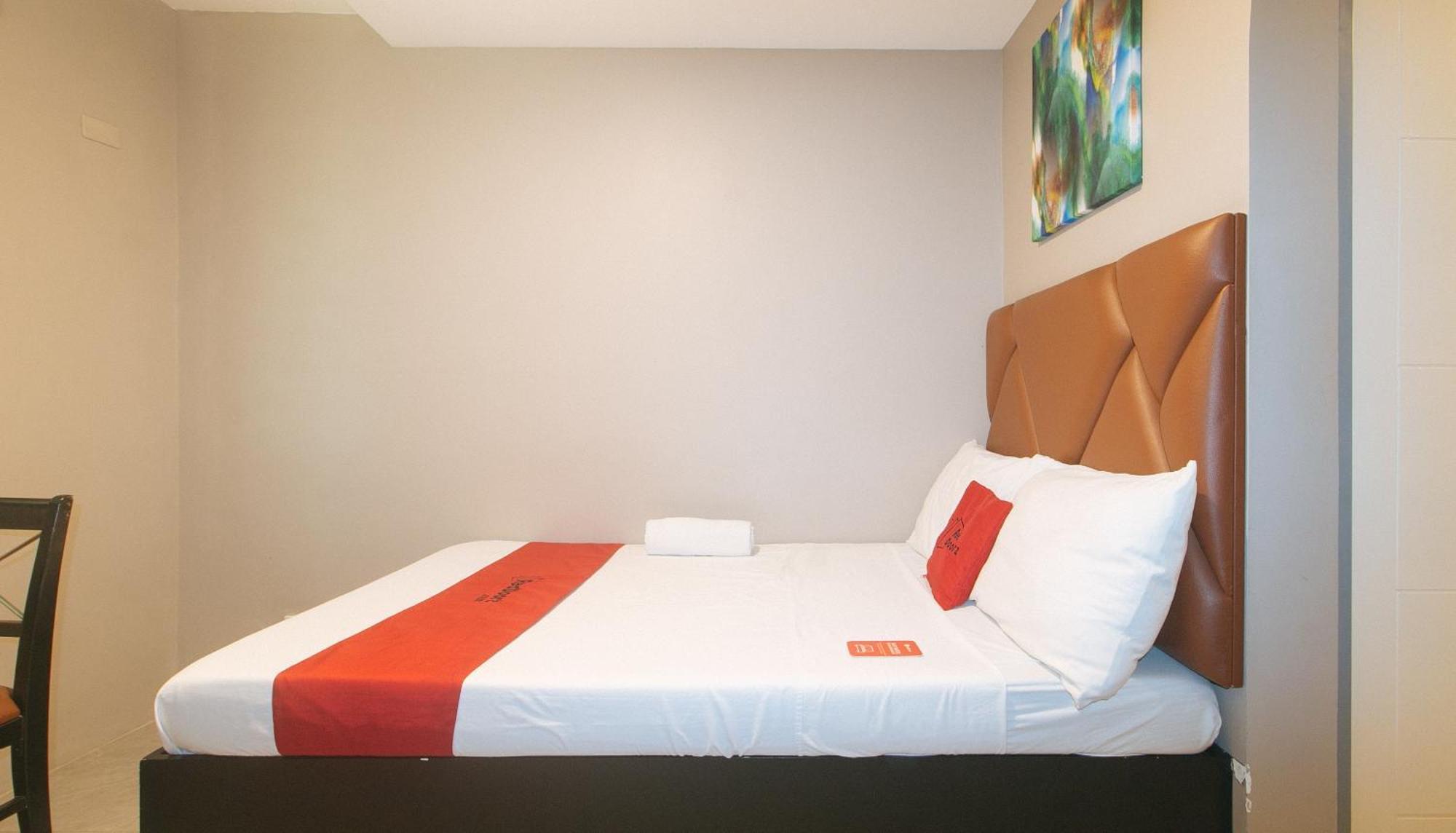 Reddoorz Plus At Seventy Five Inn Near Manila Airport Paranaque City Zewnętrze zdjęcie