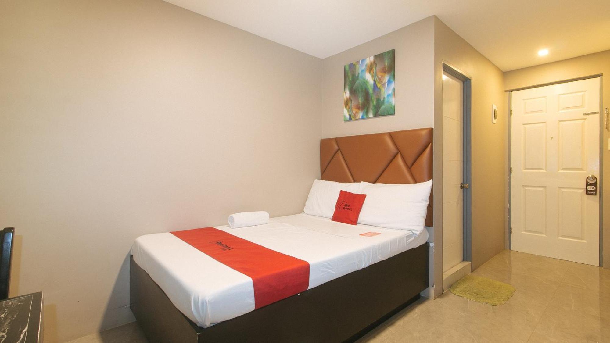 Reddoorz Plus At Seventy Five Inn Near Manila Airport Paranaque City Zewnętrze zdjęcie